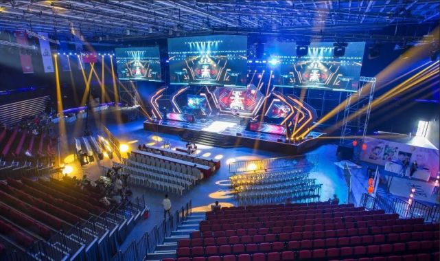 篮球中培养 篮球中培养