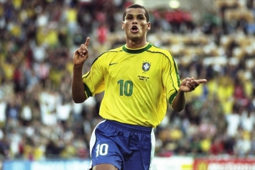 功臣之一 功臣之一